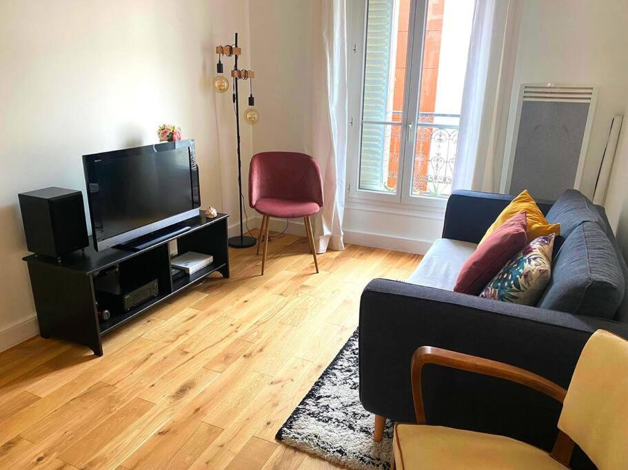 Logement Entier - Appartement Cosy De 2 Pieces Paříž Exteriér fotografie